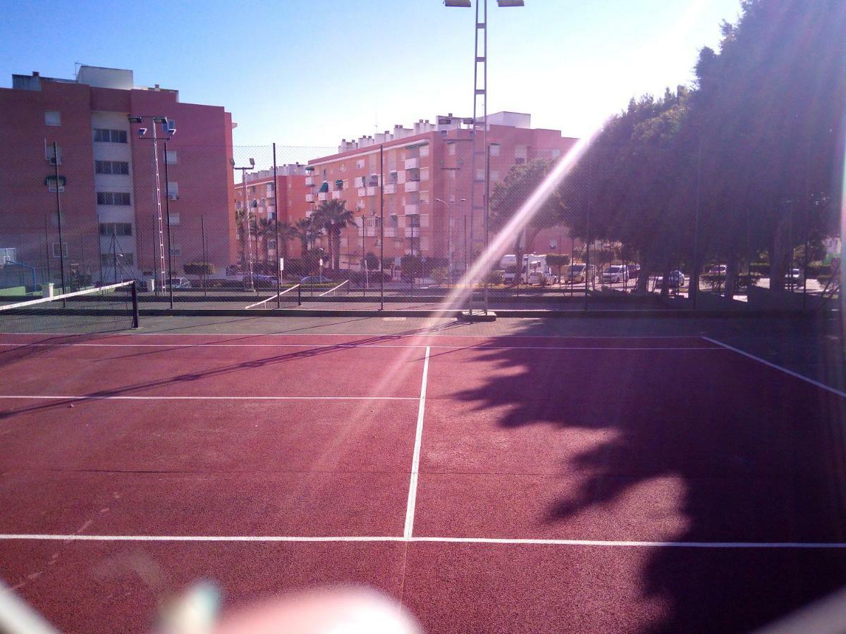 Playa La Cala In Front Of The Beach Free Parking Malaga Exterior photo