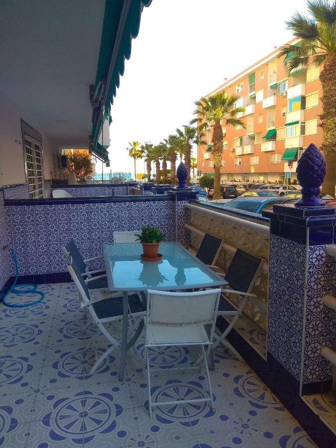 Playa La Cala In Front Of The Beach Free Parking Apartment Malaga Exterior photo